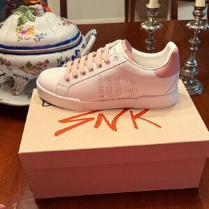 DC Women's Pink and White Sneakers